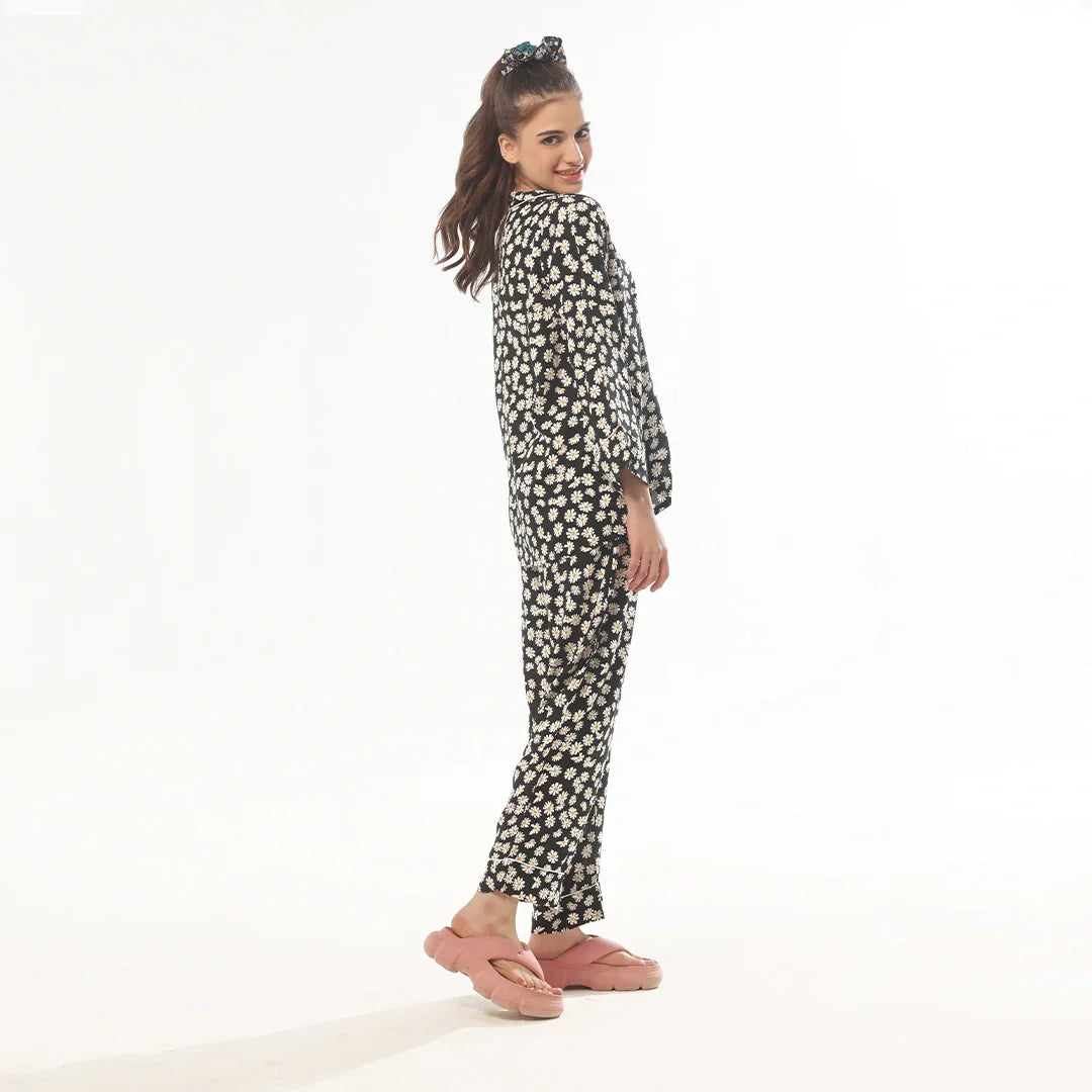 Silk Secret Mat Daisy Linen Pajama Suit