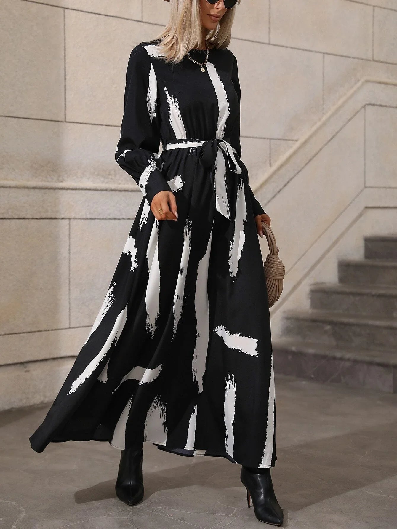 SHEIN Graphic Print Belted Maxi Dress