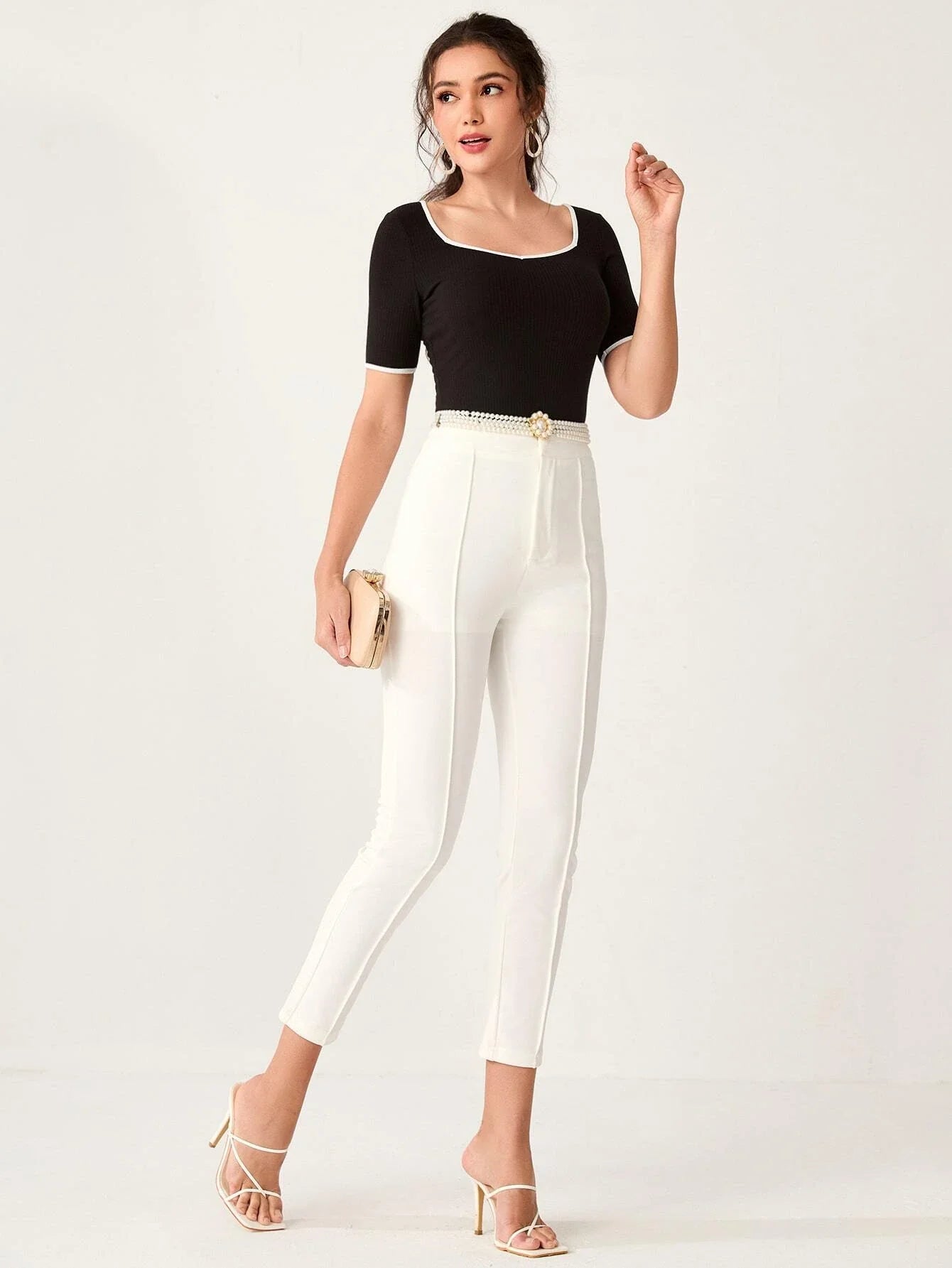 SHEIN Mulvari Sweetheart Neck Ringer Tee