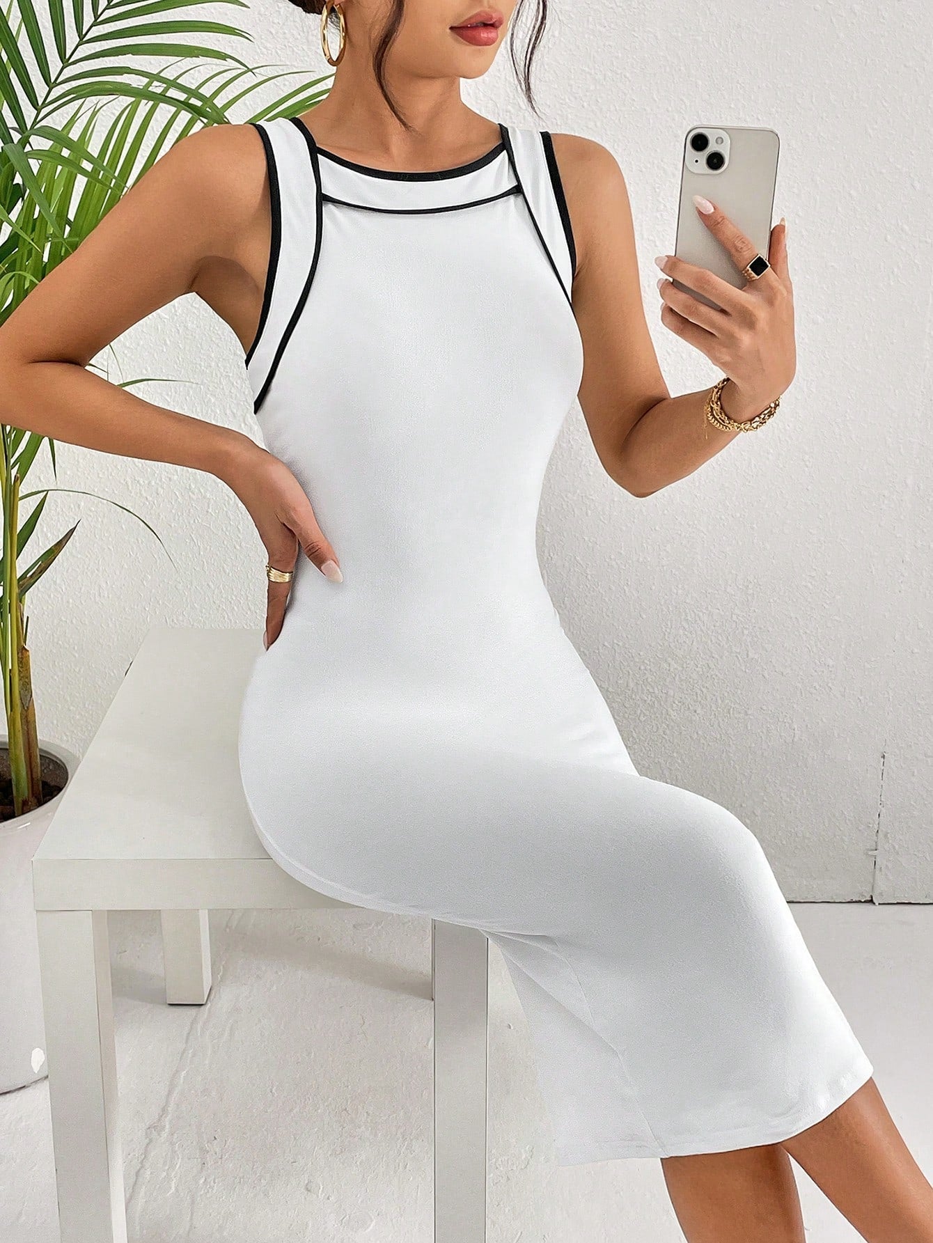 SHEIN Priv̩ Contrast Binding Bodycon Dress