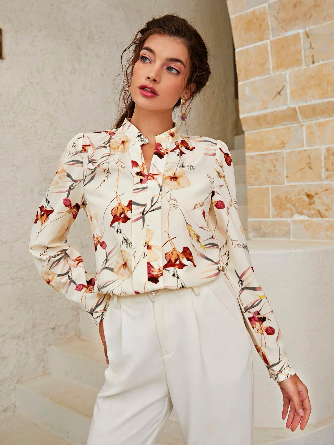 SHEIN Floral Print Notch Neck Blouse