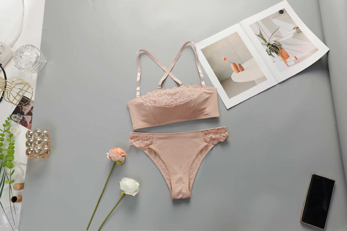 Silk Secret Bra Set - Lace Delight